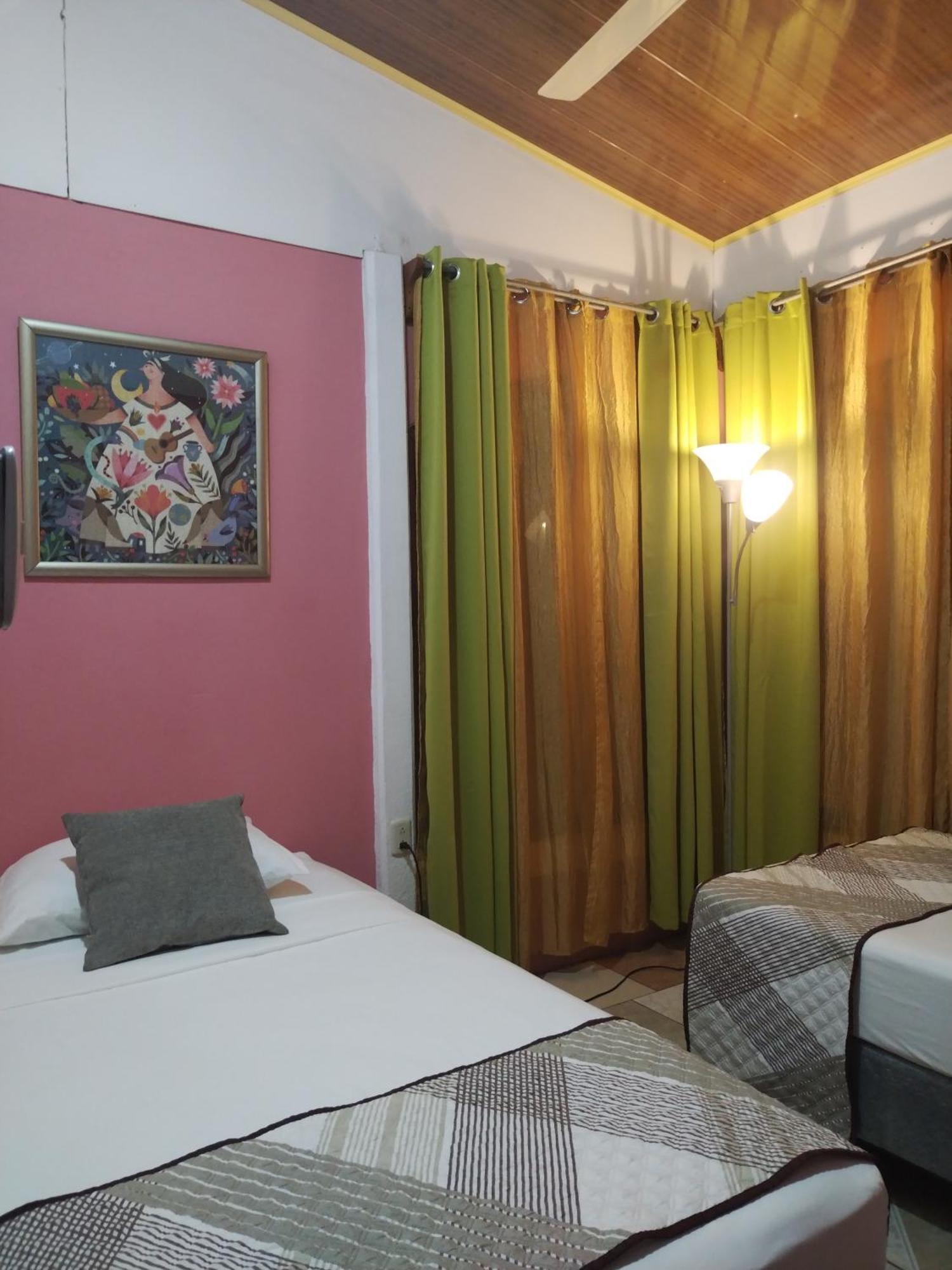 Casa Tucán Villa Gabriela Liberia Habitación foto